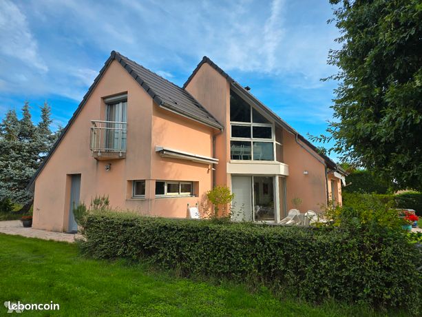 Maison 7 pièces 144 m²