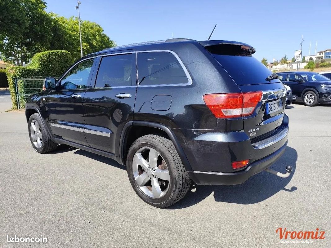 Jeep Grand Cherokee 3.6 PENTASTAR FLEXFUEL 285 OVERLAND AWD BVA / REPRISE POSSIBLE (image 5)