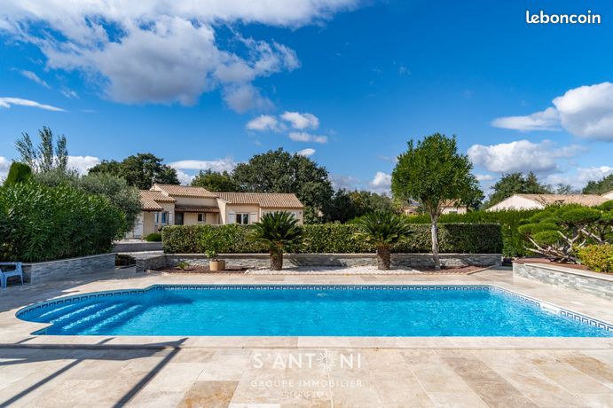Villa 4 pièces 131 m²
