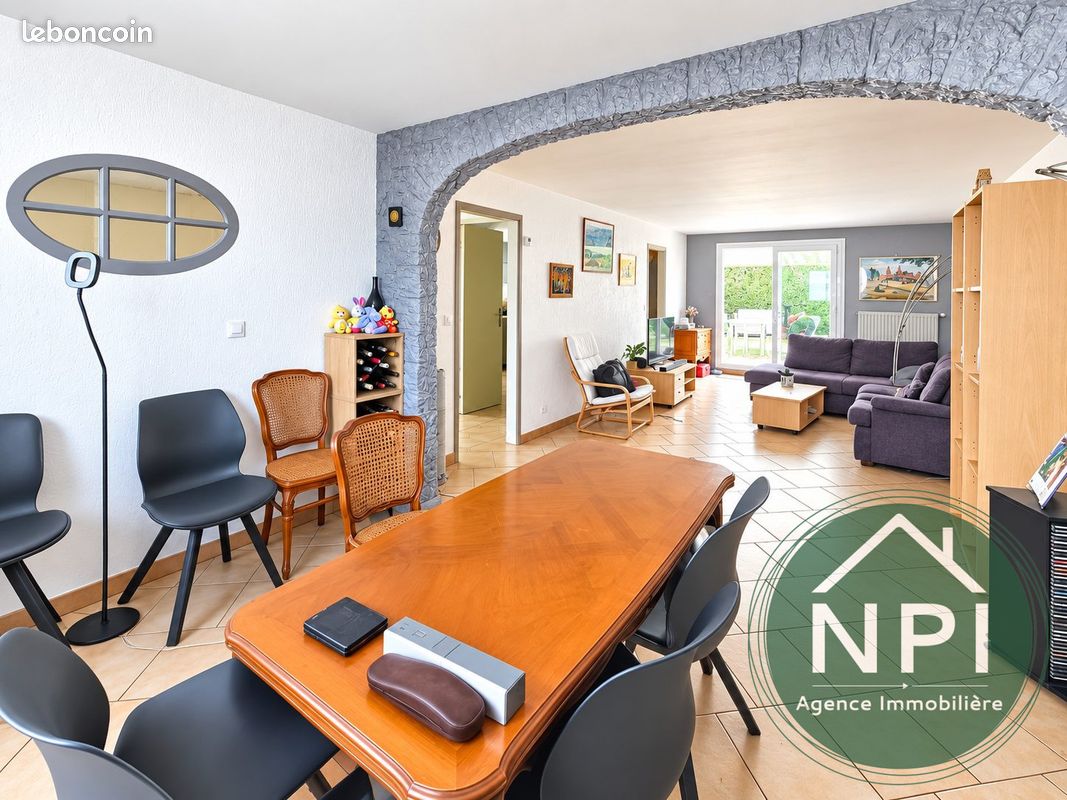 Maison 6 pièces 128 m² · à Vaux-le-Pénil · 128 m² · 280 000 €