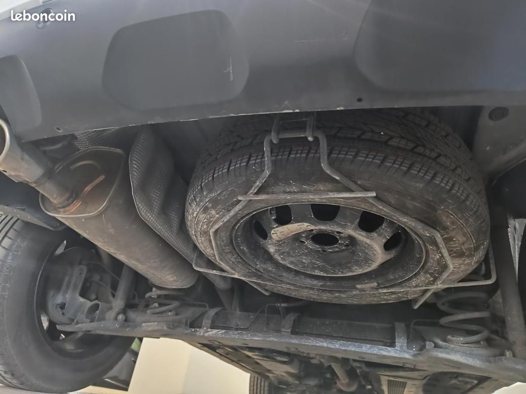 Dacia Duster TCe 130 FAP 4x2 Prestige (image 17)