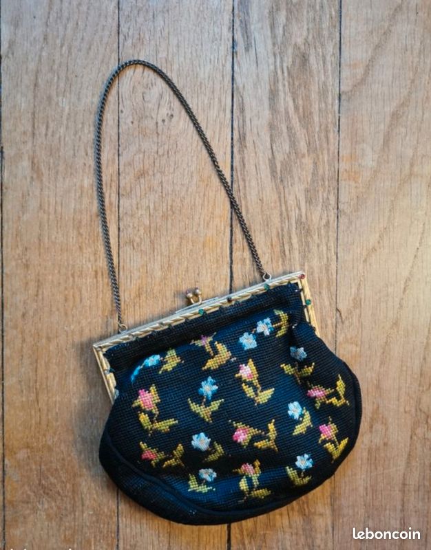 Ancienne Minaudière Tapisserie – Sac Du Soir Vintage – Brocante Collection