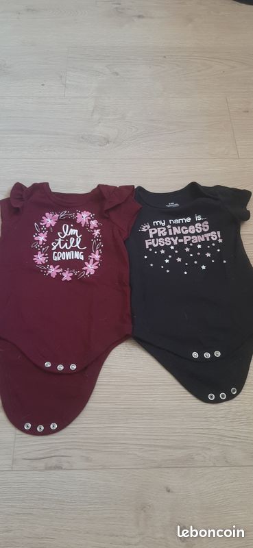 Vêtements pour enfant (image 1)