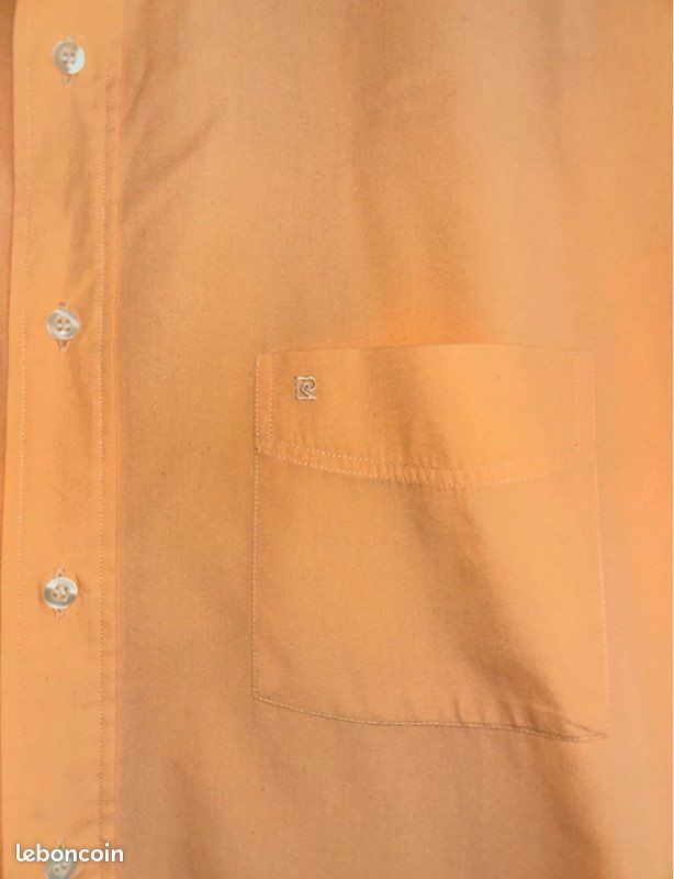 Vendus Pierre Cardin, très jolie chemise XL • Neuf sans étiquette • Pierre Cardin Inclut la Protection ache dans ton porte-monnaie pour tes achats Description Quasi neuve, (image 4)