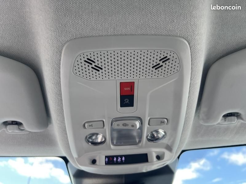 Citroen C4 1.2 Hybride 136ch S&S PLUS Automatique (image 22)