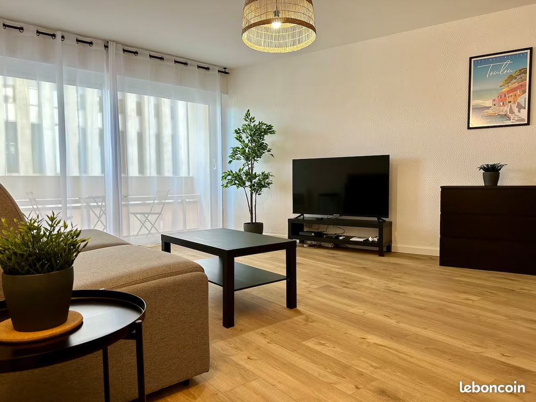Appartement 1 pièce 35 m² · à Toulon · 35 m² · 650 €/mois