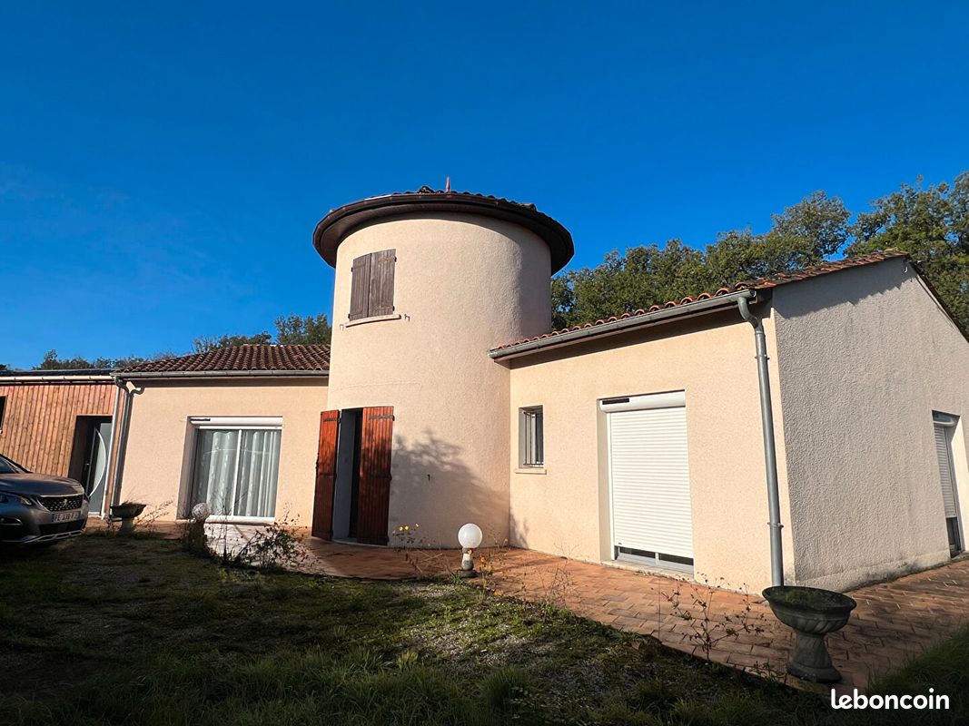 Maison 9 pièces 165 m² · à Villeréal · 165 m² · 188 000 €