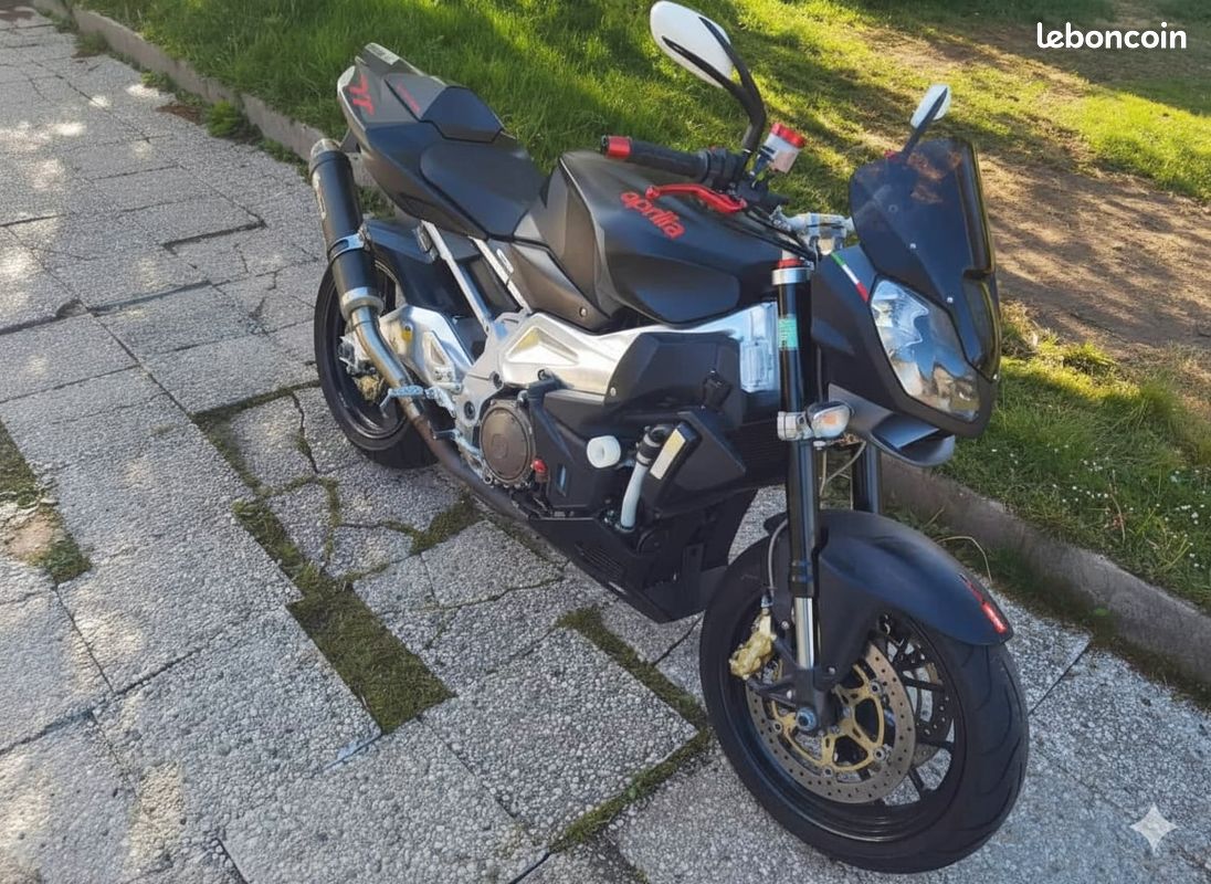 Aprilia tuono 1000 r v2 2011 (image 2)