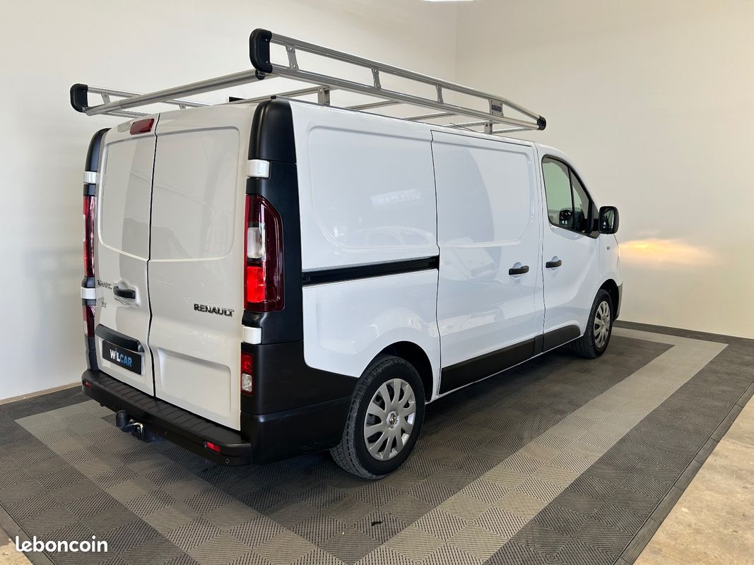 Renault trafic fourgon gn l1h1 1000 kg dci 120 e6 grand confort (image 5)