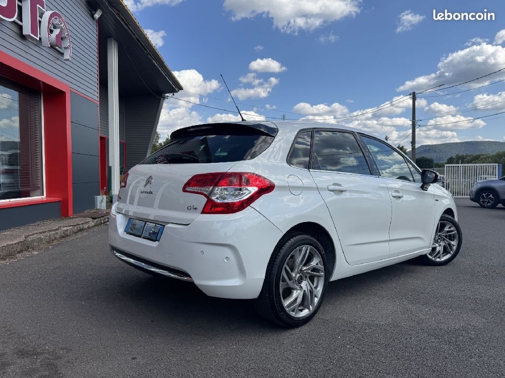 Citroën C4 e-HDi 115 Exclusive + ETG6 (image 3)