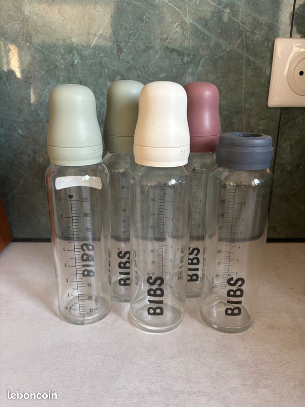 Lot 5 biberons verre 225ml Bibs (image 1)