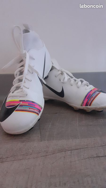 Crampons (image 1)