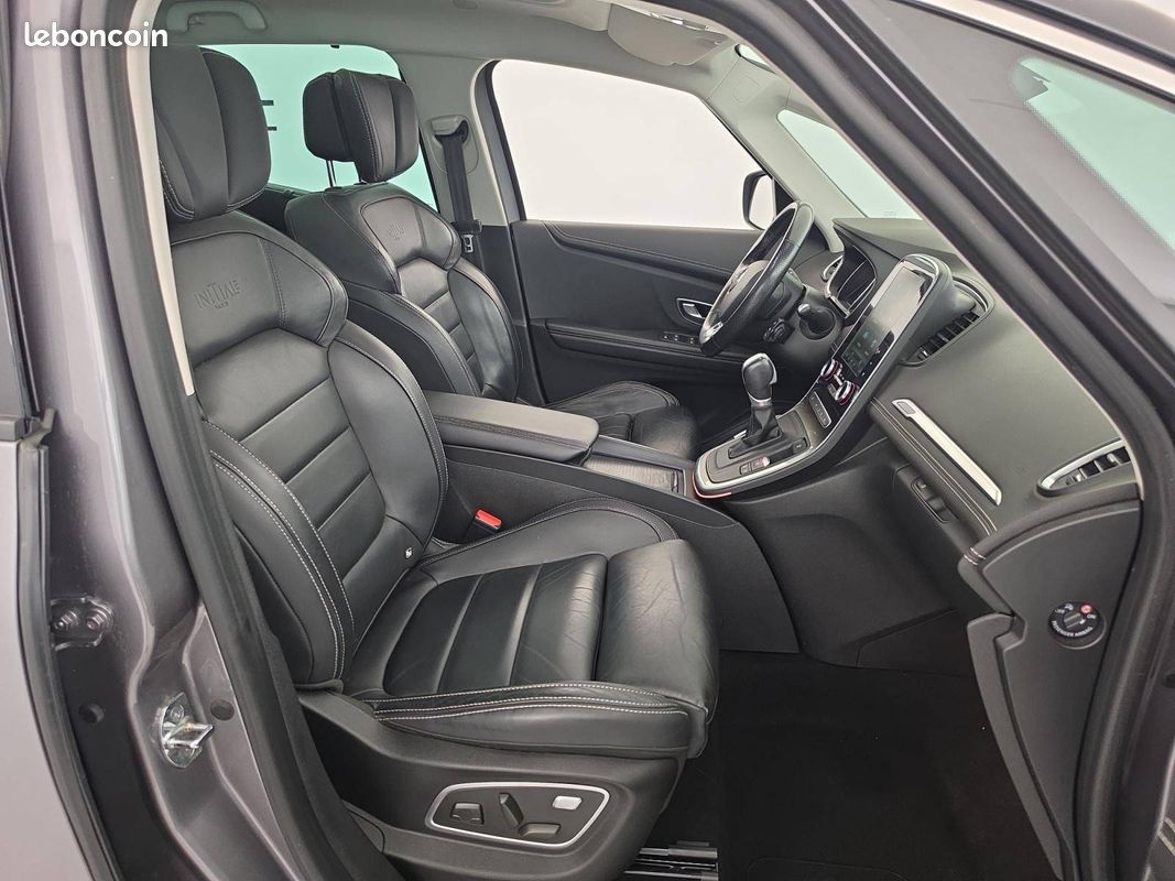 RENAULT Scenic dCi 160 Energy EDC Initiale Paris (image 14)