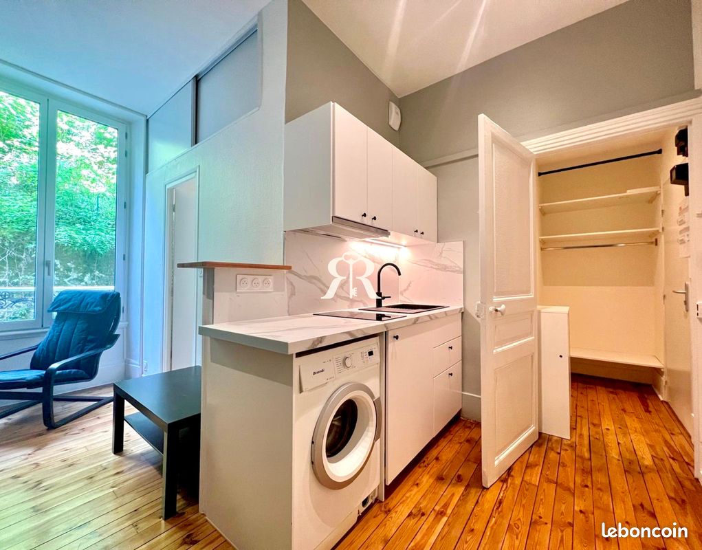 Appartement 1 pièce 20 m² · à Royat · 20 m² · 460 €