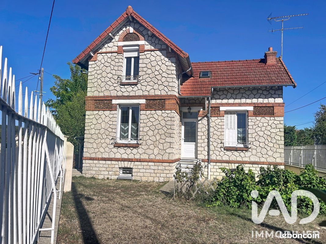 Maison 5 pièces 104 m² · à Amilly · 104 m² · 179 000 €