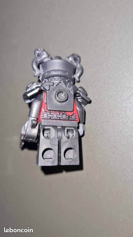 Lego minifigurine N°37 (image 2)