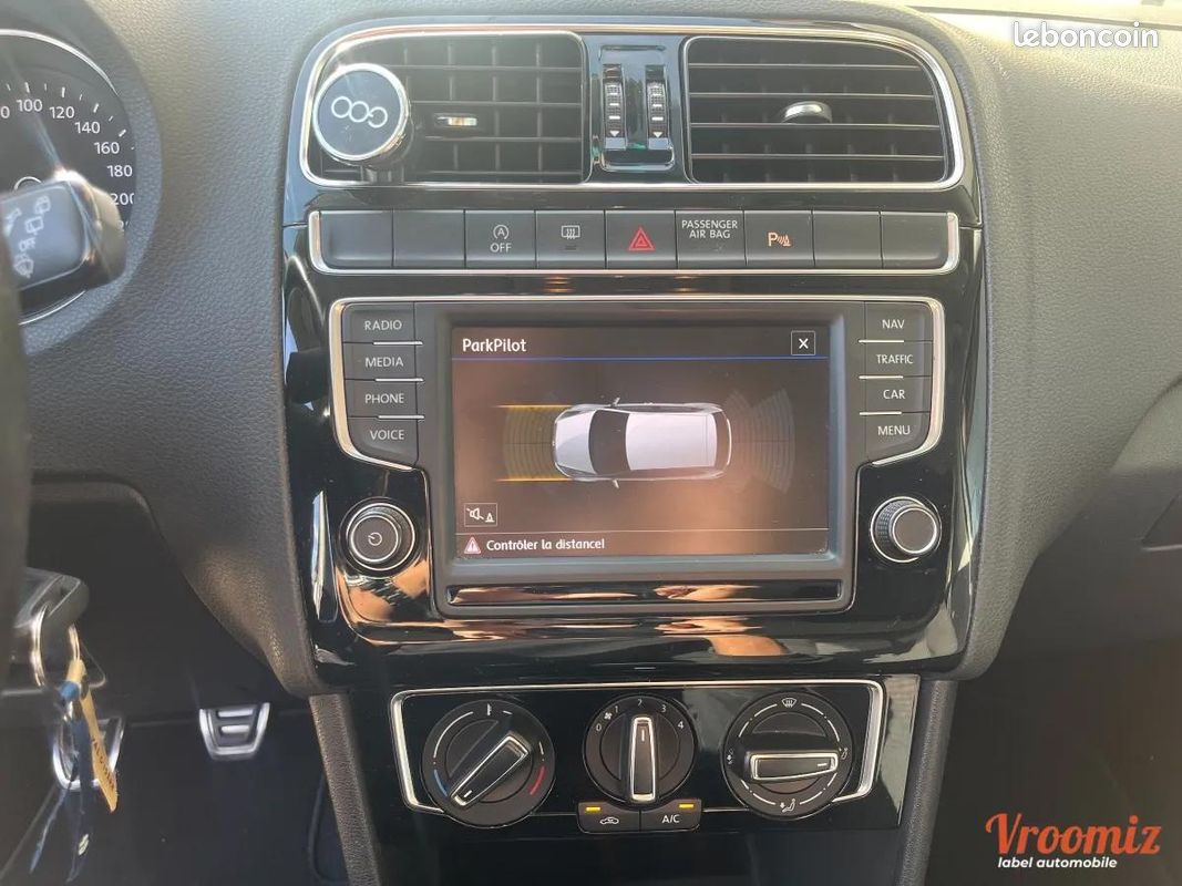 Volkswagen Polo 1.2 TSI 90 BLUEMOTION MATCH (image 19)