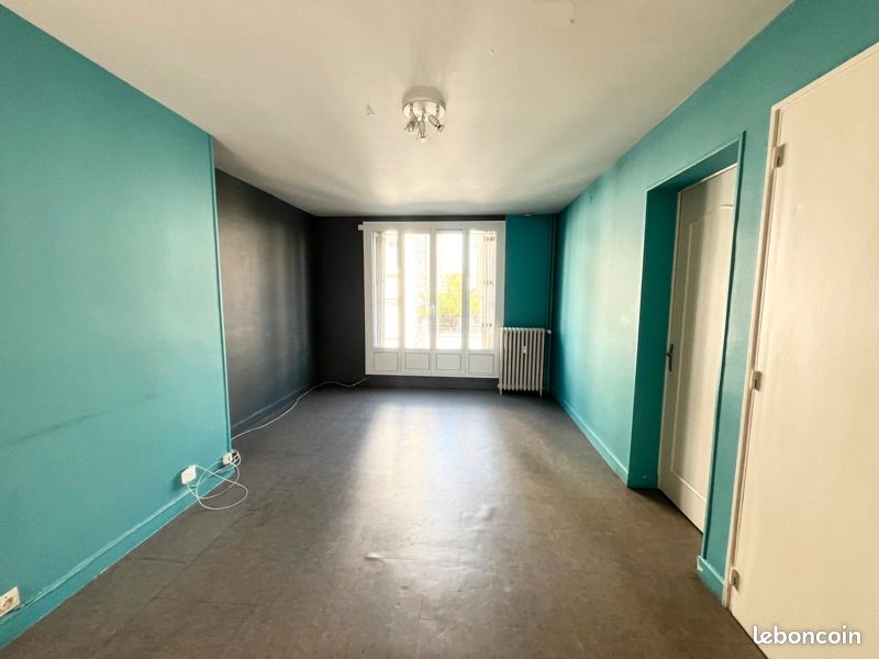 Appartement 3 pièces 55 m² · à Châteauroux · 55 m² · 42 000 €
