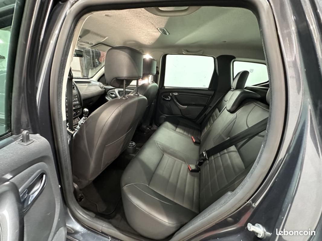 Dacia Duster 1.5 dCi 110 4x4 Prestige (image 17)