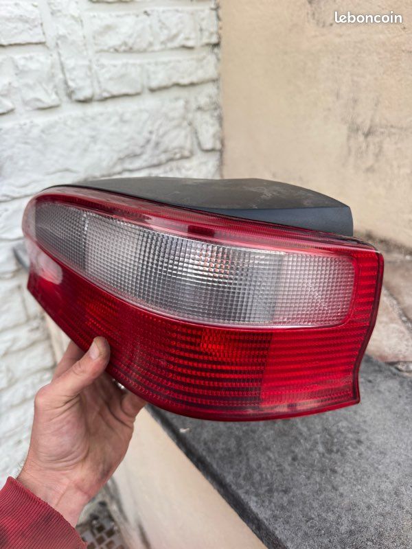 Support ampoule arrière droit Citroen Saxo avec fiche et feu filaire | eBay