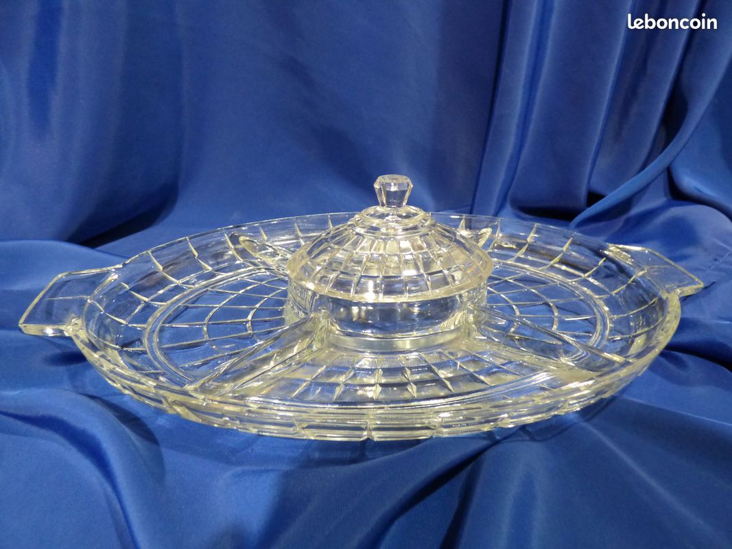 Plat Ovale à Compartiments En Verre – Plateau Apéritif Anglais – Argenté – Occasion