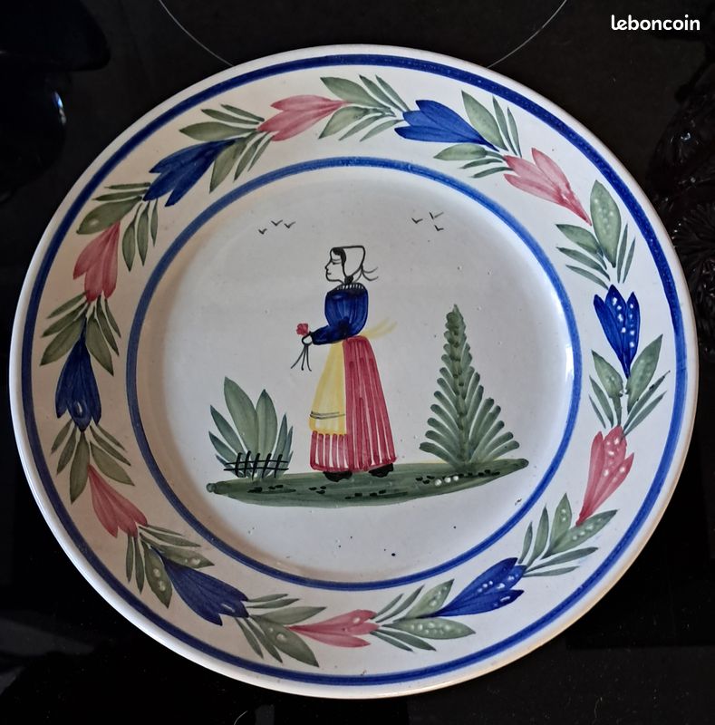 Buffet Vaisselier Miniature Breton Ancien + Assiettes Henriot Quimper - 35 Cm