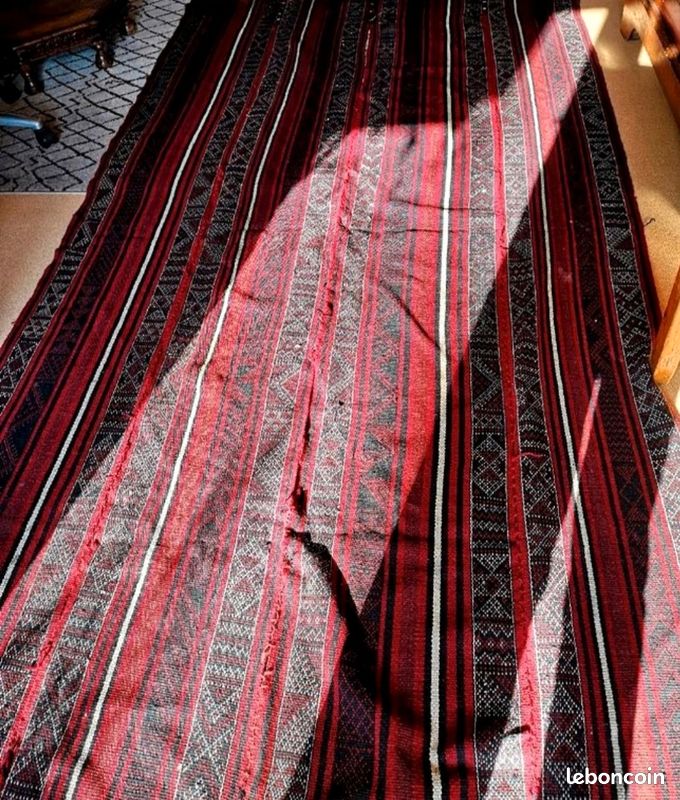 Tapis berbère tribal rayé canapé en laine vintage bohème, fait à la