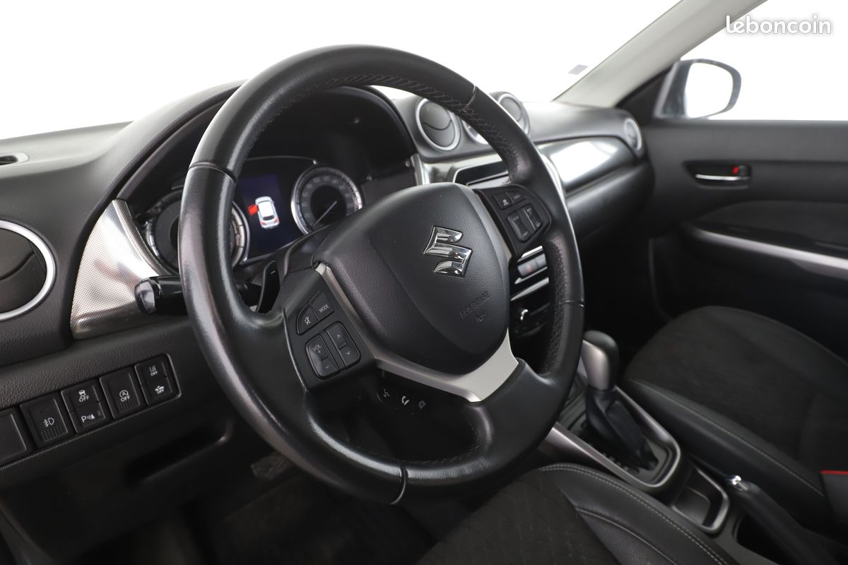 Suzuki Vitara 1.4 BoosterJet Hybrid Style Auto 129 ch (image 6)