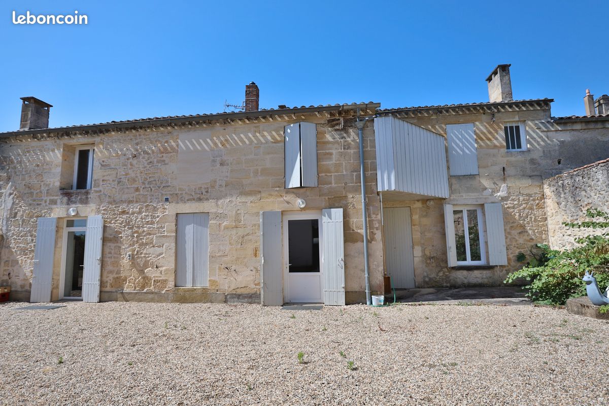 Maison 8 pièces 330 m² · à Saint-Émilion · 330 m² · 690 000 €