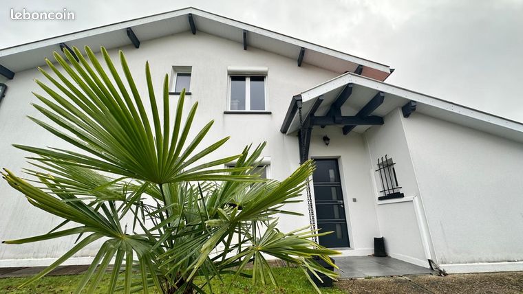 Maison 5 pièces 136 m²