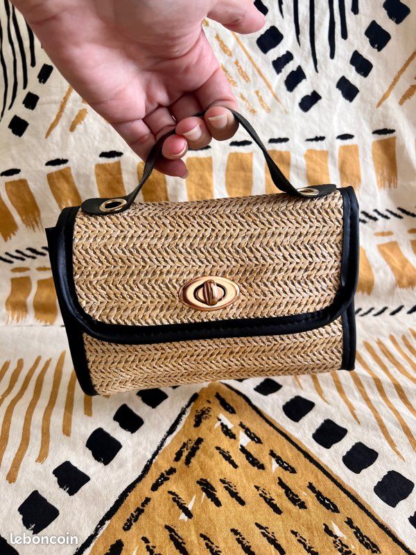 ☀️ Sac à main bandoulière & pochette 2 en 1 en paille & cuir noir pour un style bobo chic cet été (image 1)
