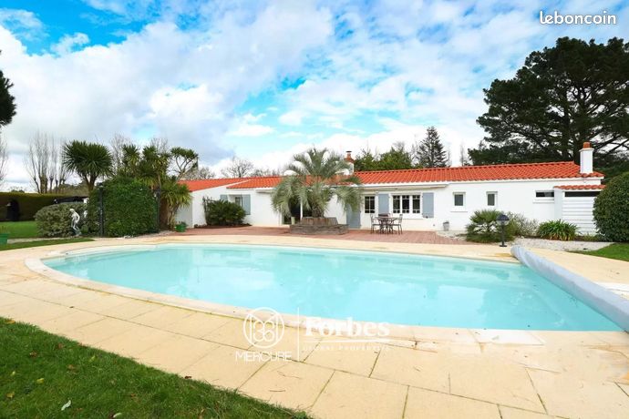 Maison 6 pièces 189 m²