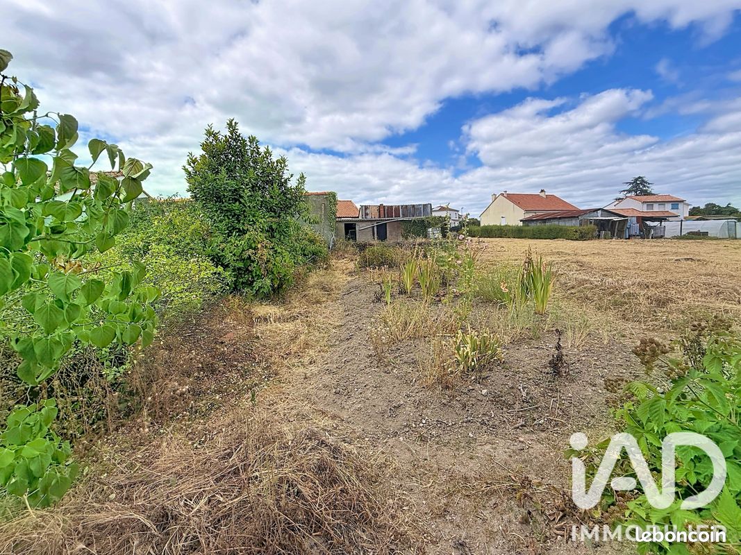Terrain 609 m² · à Pont-Saint-Martin · 609 m² · 99 900 €
