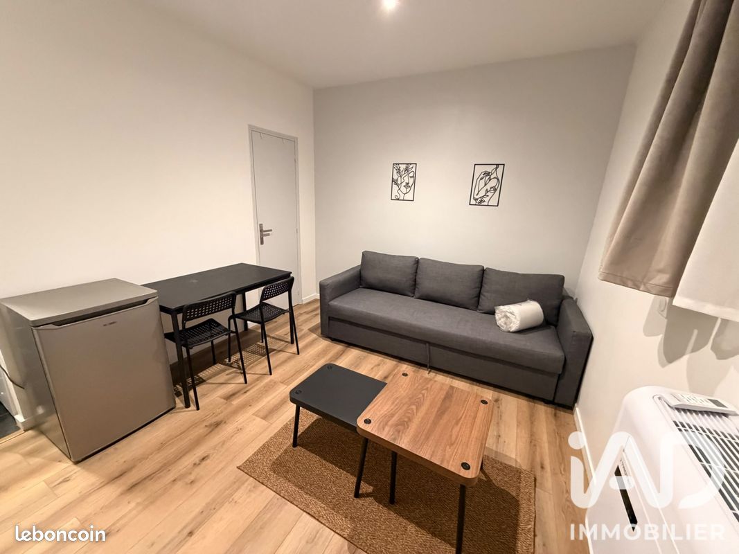 Appartement 1 pièce 17 m² · à Villejust · 17 m² · 680 €/mois