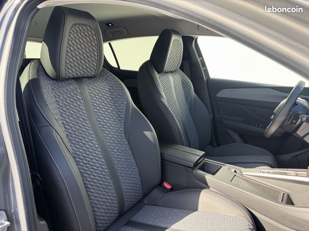 Peugeot 308 (3) Hybrid 145 e-DCS6 ALLURE (image 27)