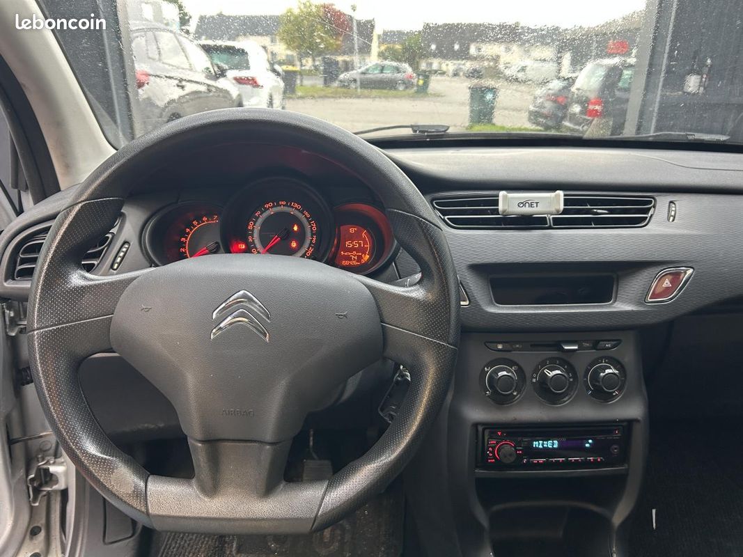 Citroen c3 1.1 60 attraction-distribution faite (image 7)