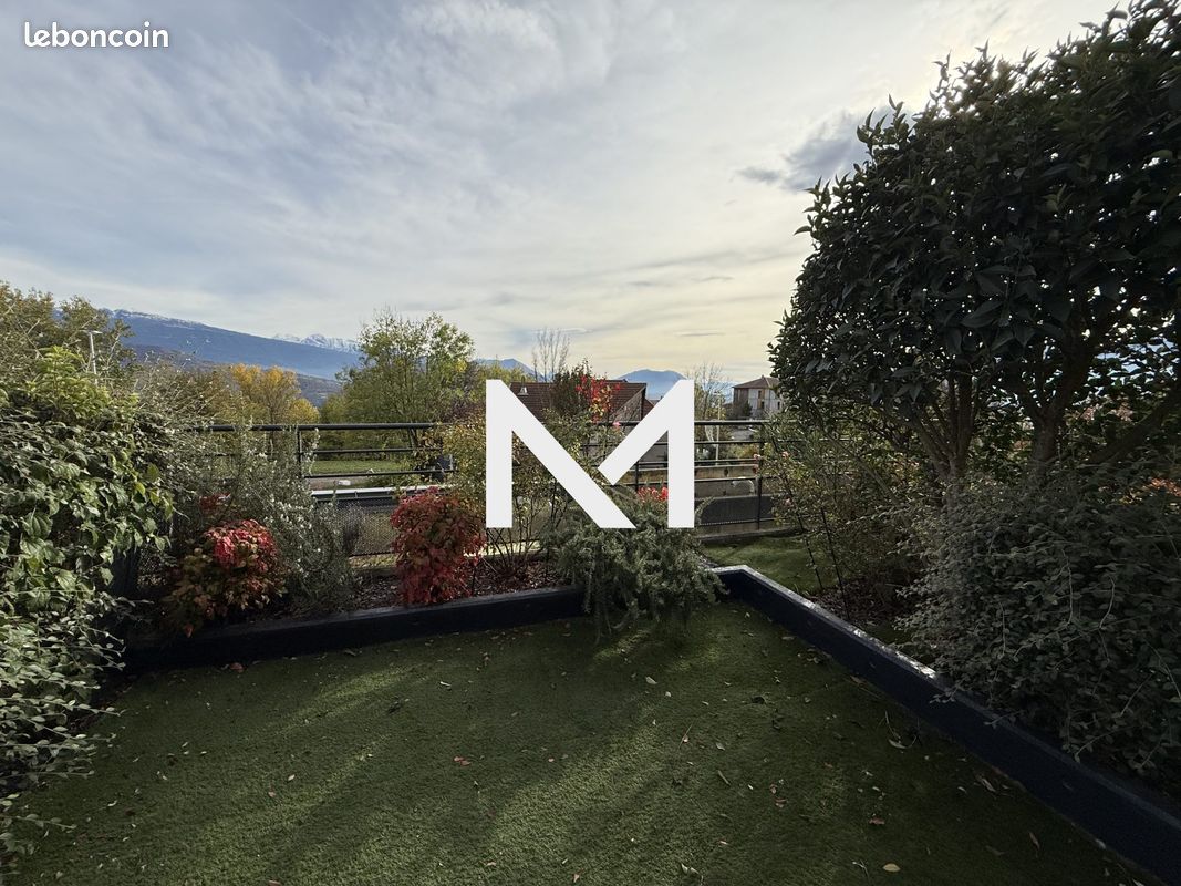 Appartement 2 pièces 40 m² · à Corenc · 40 m² · 805 €
