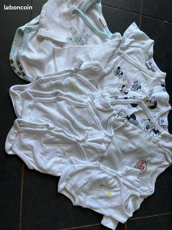 Lot de 16 vêtements bébé 0-1 mois (image 5)
