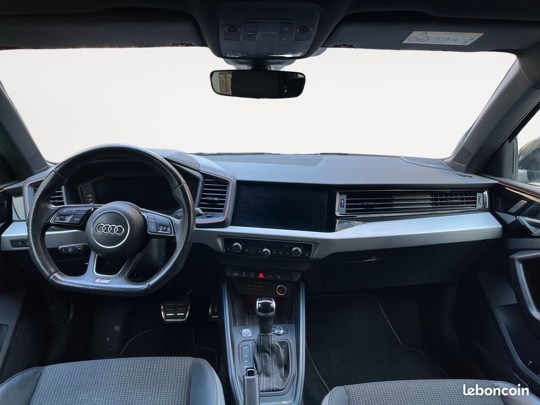 AUDI A1 SPORTBACK 35 TFSI 150 ch S tronic 7 S Line (image 9)