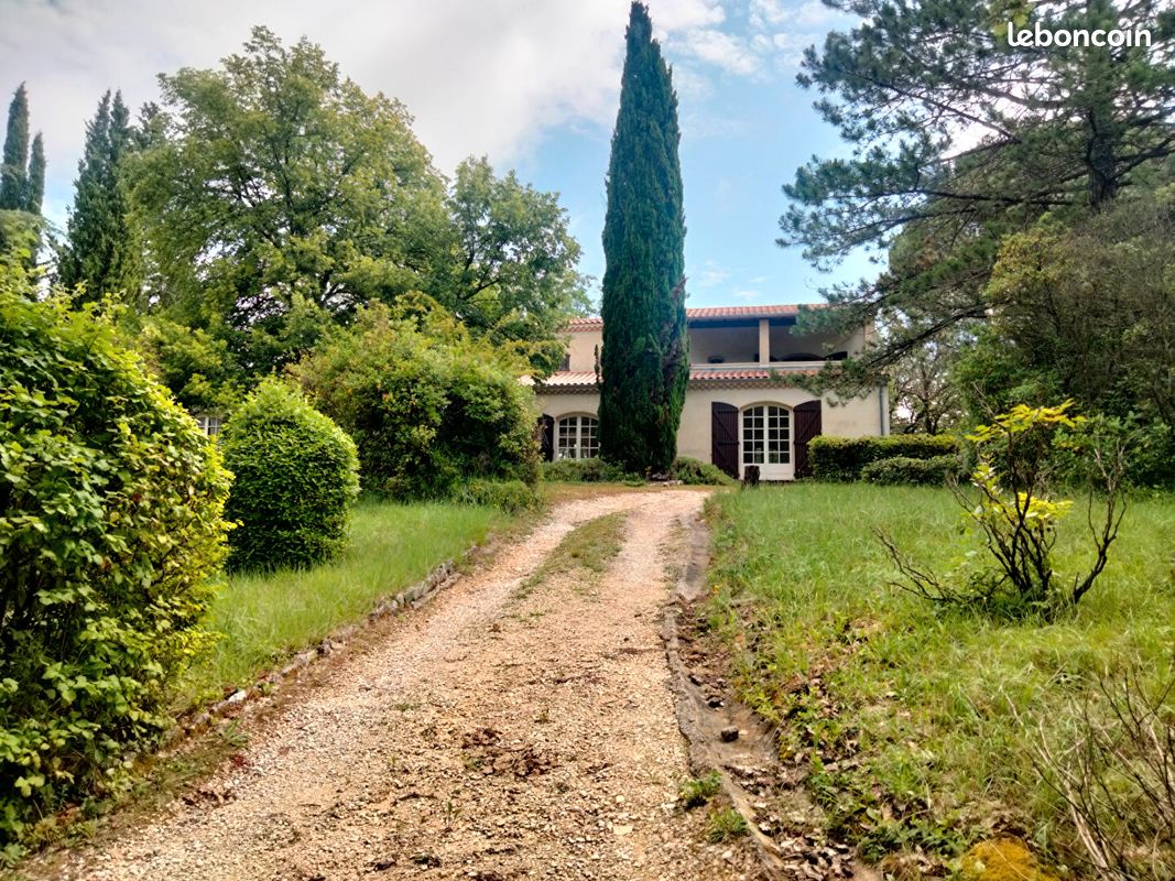 Villa 12 pièces 238 m² (image 3)