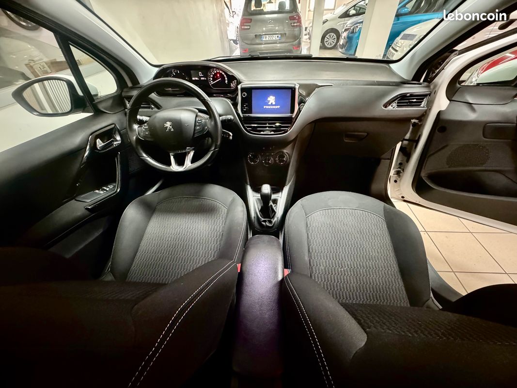 PEUGEOT 208 (2) BLUEHDI 100 S&S ACTIVE 5P 1ere main (image 3)