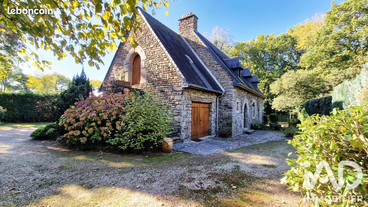Maison 5 pièces 127 m² · à Treffrin · 127 m² · 235 000 €