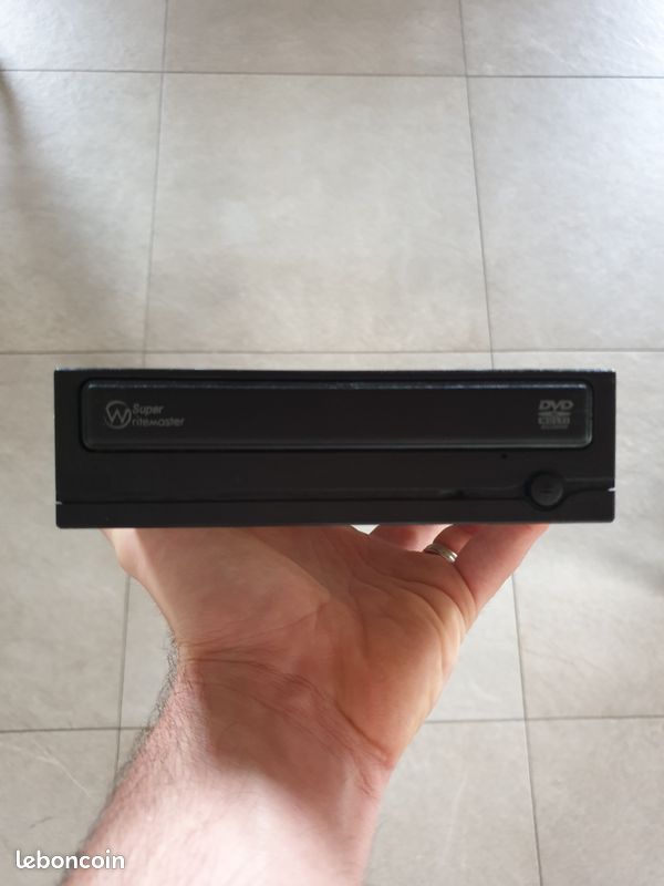 Kit tour PC HP avec carte mère MSI, processeur Intel et son ventirad, lecteur DVD, 4 barrettes de Ram DDR3 et alimentation 450w (image 8)