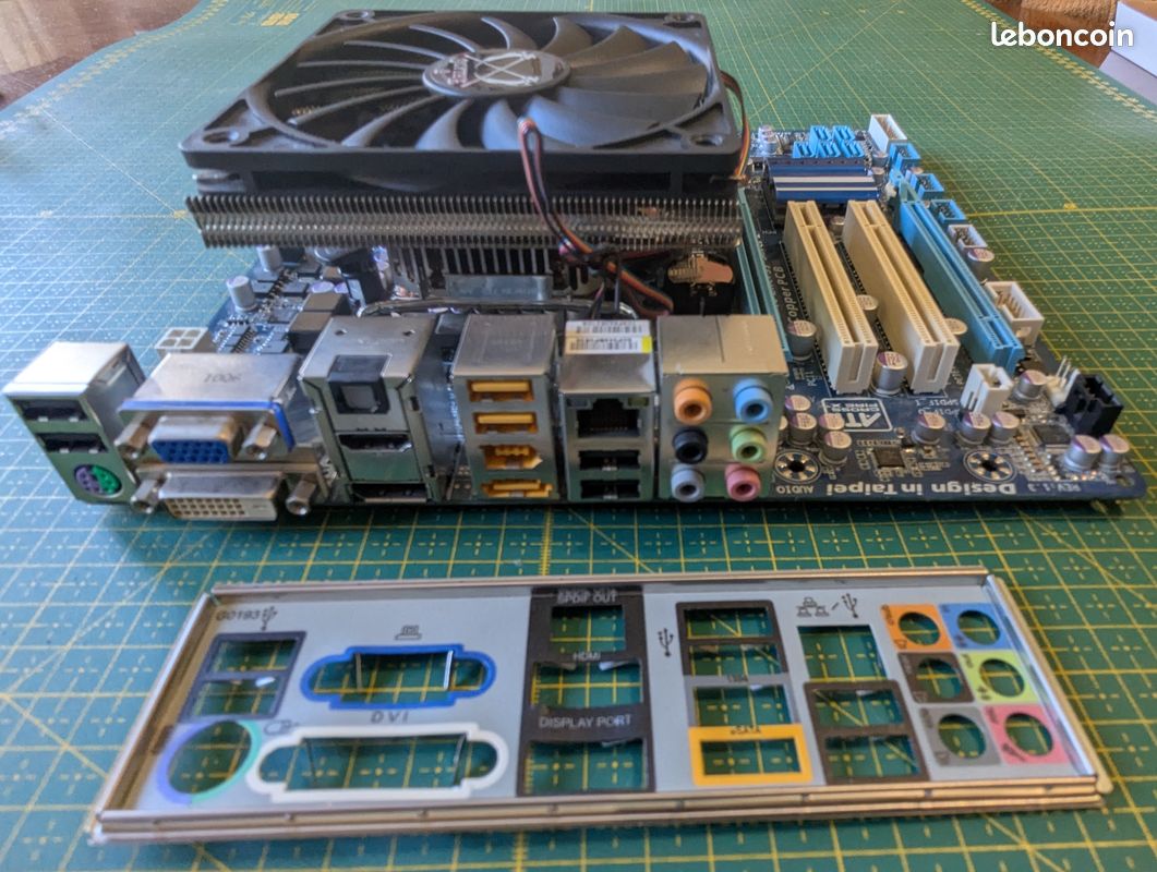 Carte Mère Gigabyte GA-H55M-UD2H + Intel I3 540 + 2 x 2Go DDR 3 G.Skill Extreme 3 PC10600 (image 2)