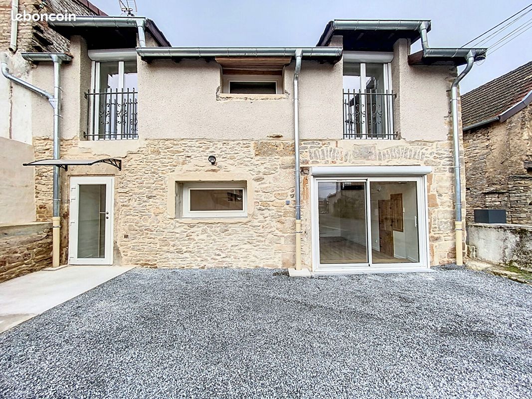Maison 3 pièces 66 m² · à Igé · 66 m² · 850 €/mois
