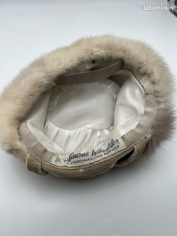 Chapeau J. Mendel En Fourrure De Vison Blanc Nacré Et Cachemire - Neuf Avec étiquettes - RARE