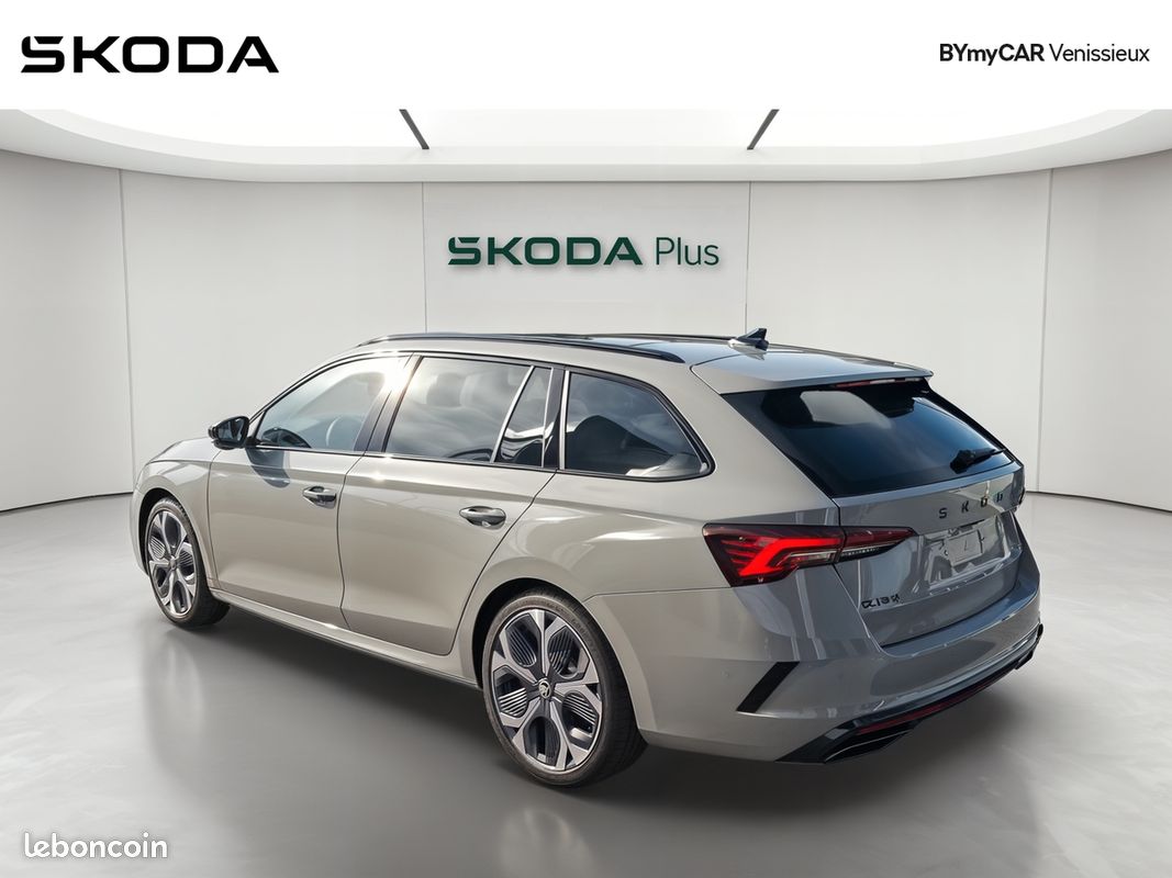 SKODA Octavia Combi 2.0 TFSI 265 ch DSG7 RS (image 3)