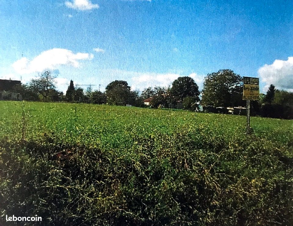 Terrain 1 560 m² Saint Jean De Bonneval · à Saint-Jean-de-Bonneval · 49 900 €