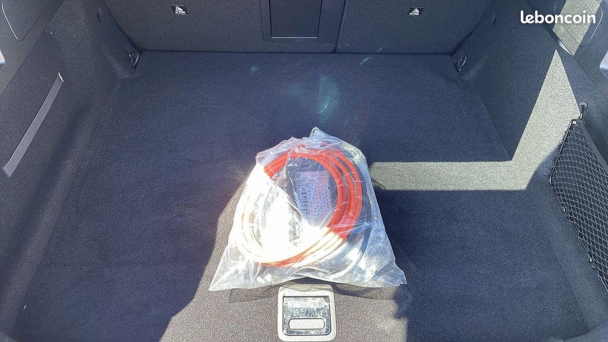 Peugeot 408 PHEV 225CH ALLURE PACK E-EAT8 (image 10)