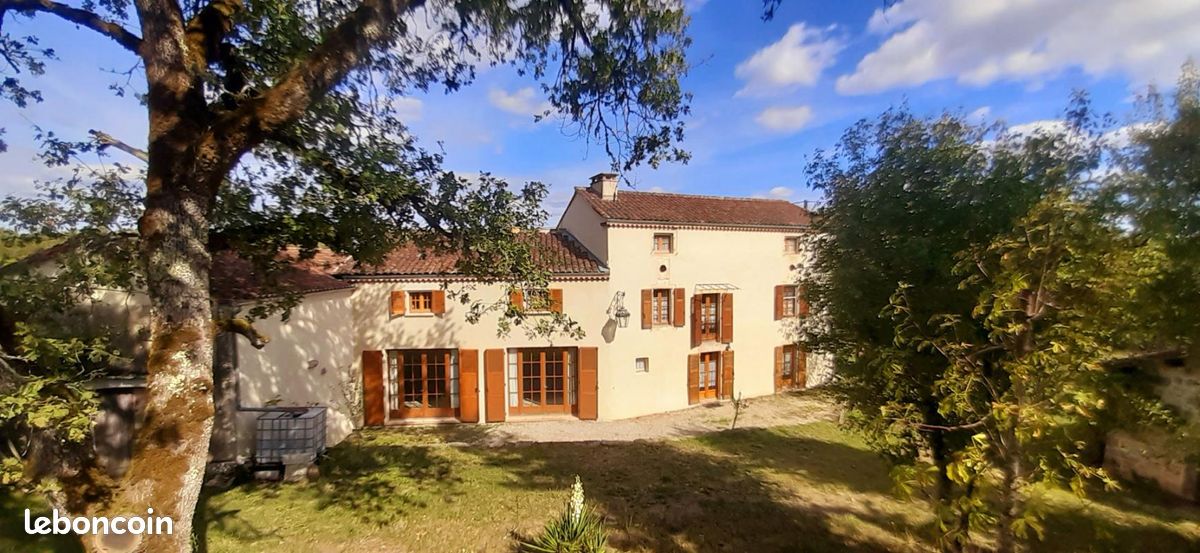 Maison 9 pièces 320 m² · à Bach · 320 m² · 232 000 €